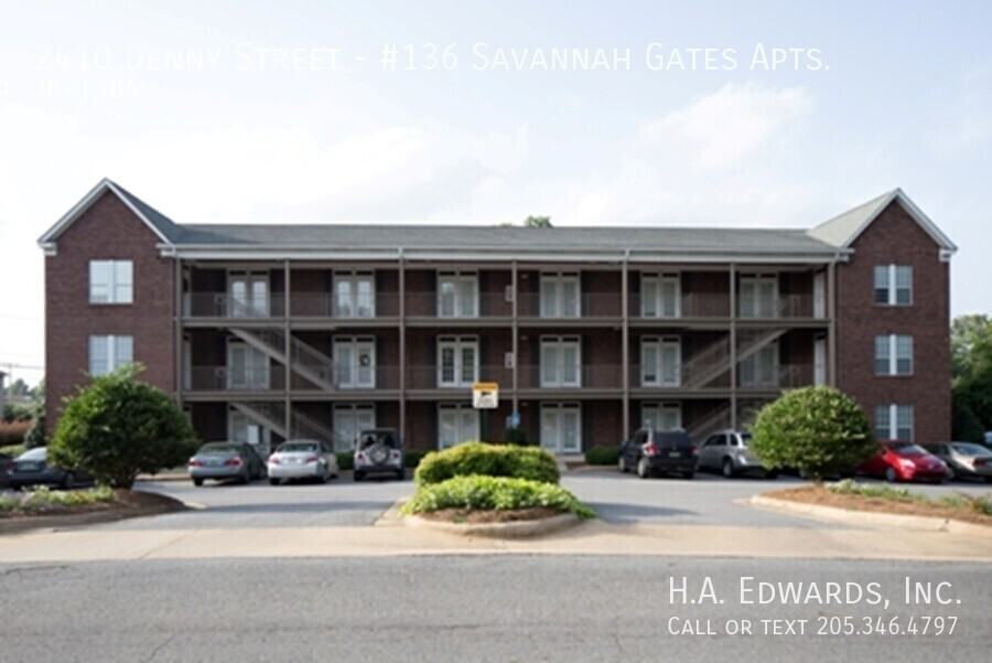 2410 Denny St - Photo 3 of 8