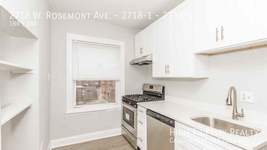 2718 W Rosemont Ave #2718-1 - Photo 5 of 9