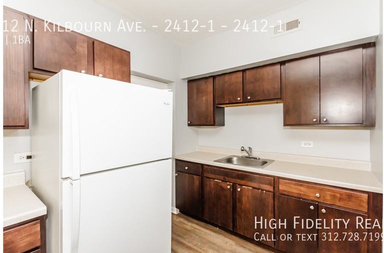 2412 N Kilbourn Ave #2412-1 - Photo 2 of 10