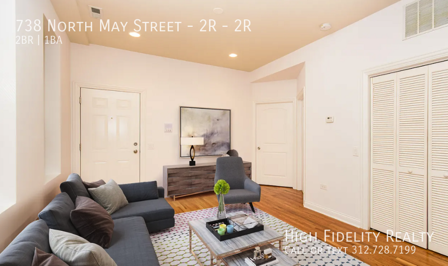 738 N May St Apt 2r #2R - Photo 2 of 7