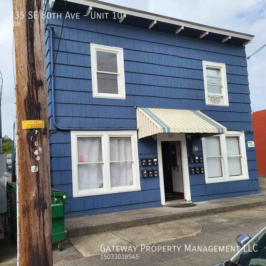 335 Se 80th Ave #10 - Photo 2 of 9