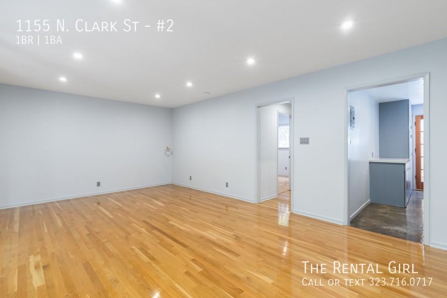 1155 N Clark St #2 - Photo 5 of 13