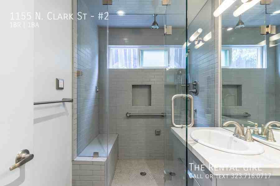 1155 N Clark St #2 - Photo 7 of 13
