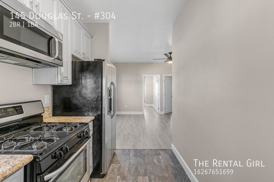 145 Douglas St #304 - Photo 5 of 16