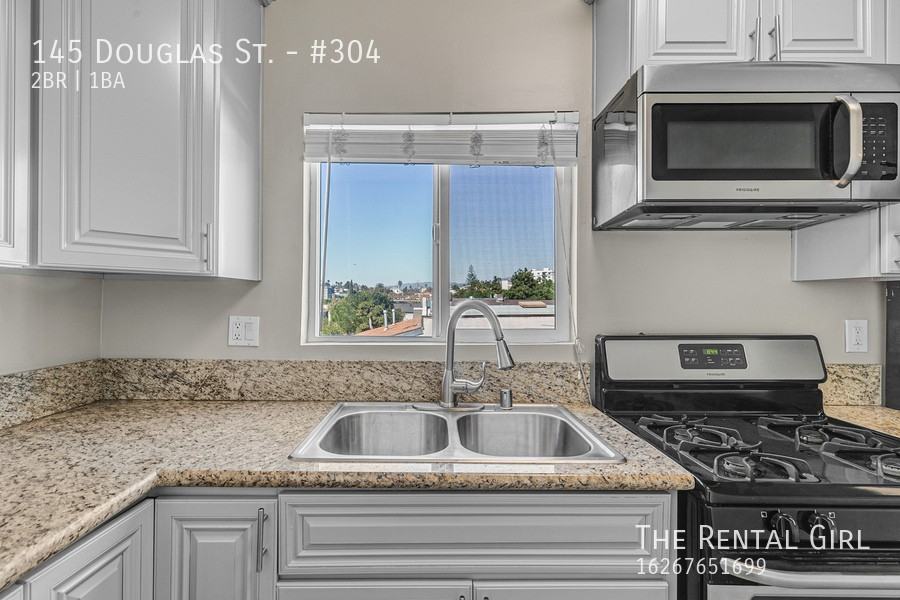 145 Douglas St #304 - Photo 7 of 16