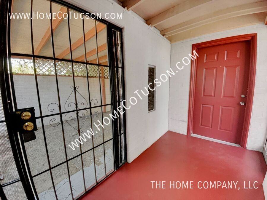 615 N Desert Ave - Photo 2 of 23