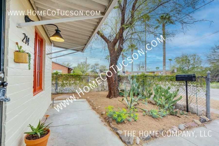 214 N Vine Ave - Photo 6 of 50