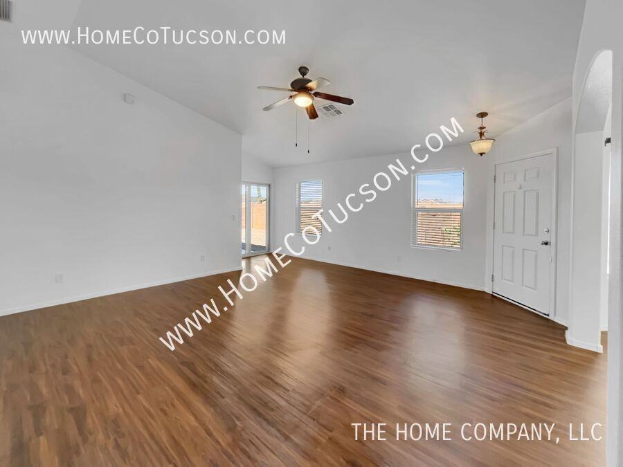 7622 W August Moon Pl - Photo 7 of 33