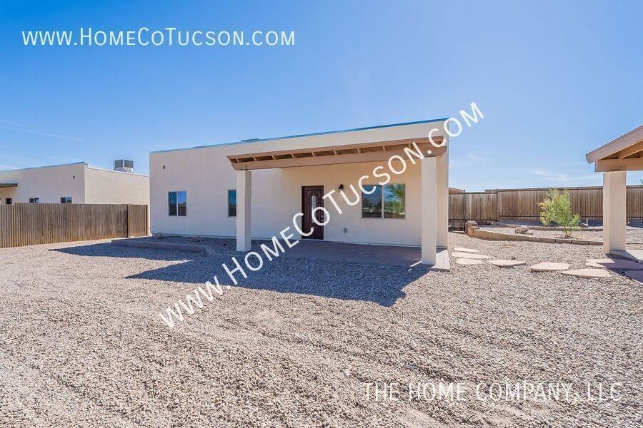 5704 E Hermans Rd - Photo 6 of 50