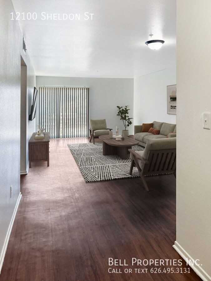 12100 Sheldon St - Photo 2 of 18