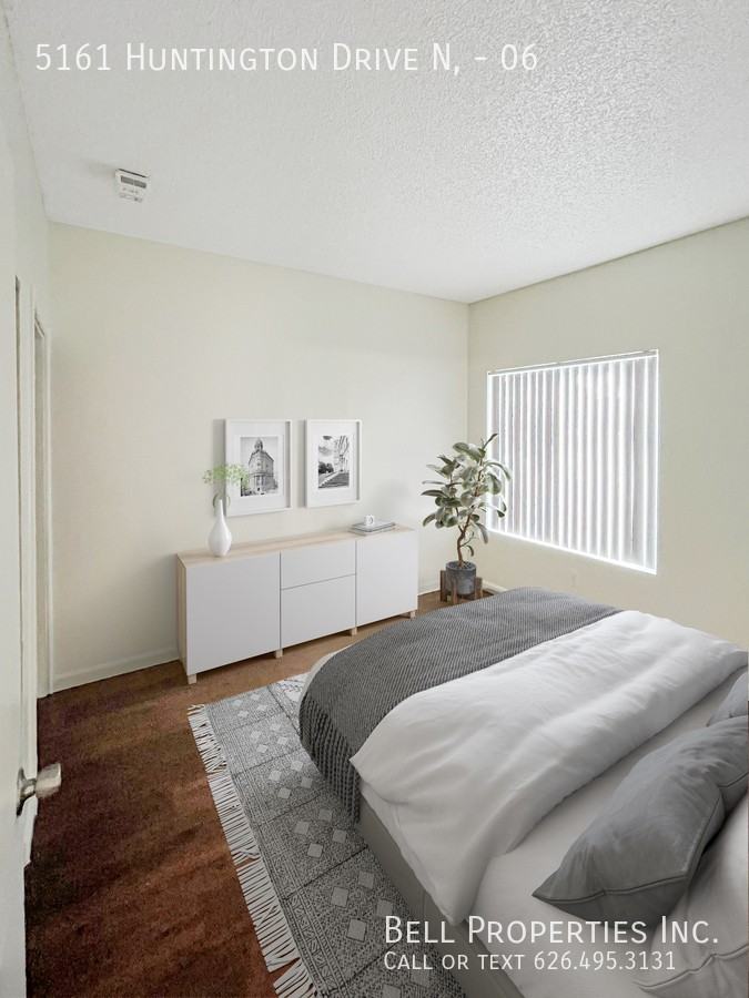 5161 Huntington Dr N #06 - Photo 3 of 11