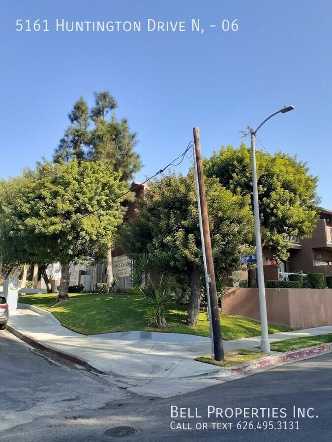 5161 Huntington Dr N #06 - Photo 7 of 11