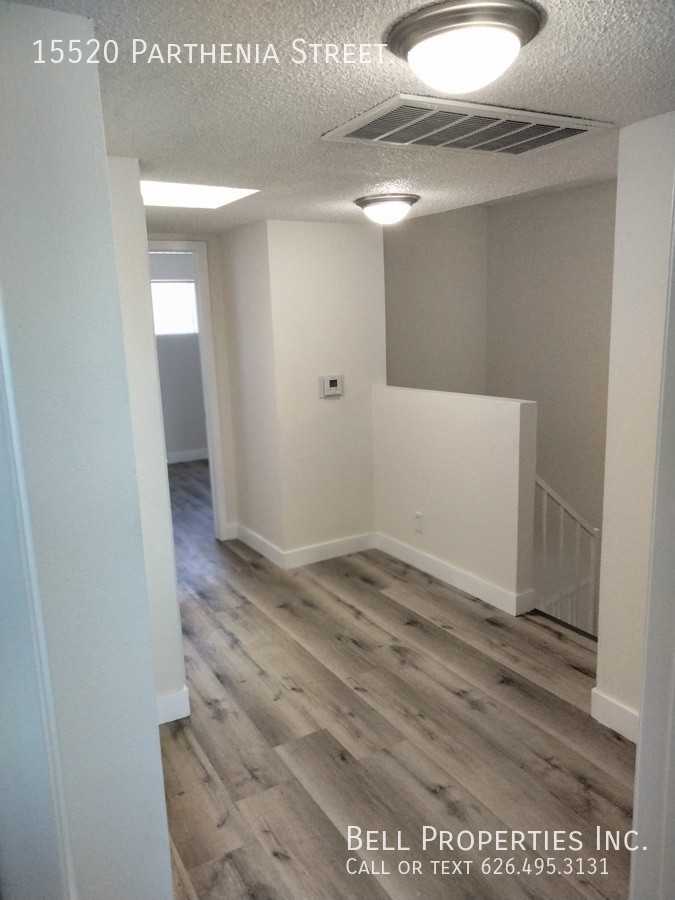 15520 Parthenia St #20 - Photo 7 of 14