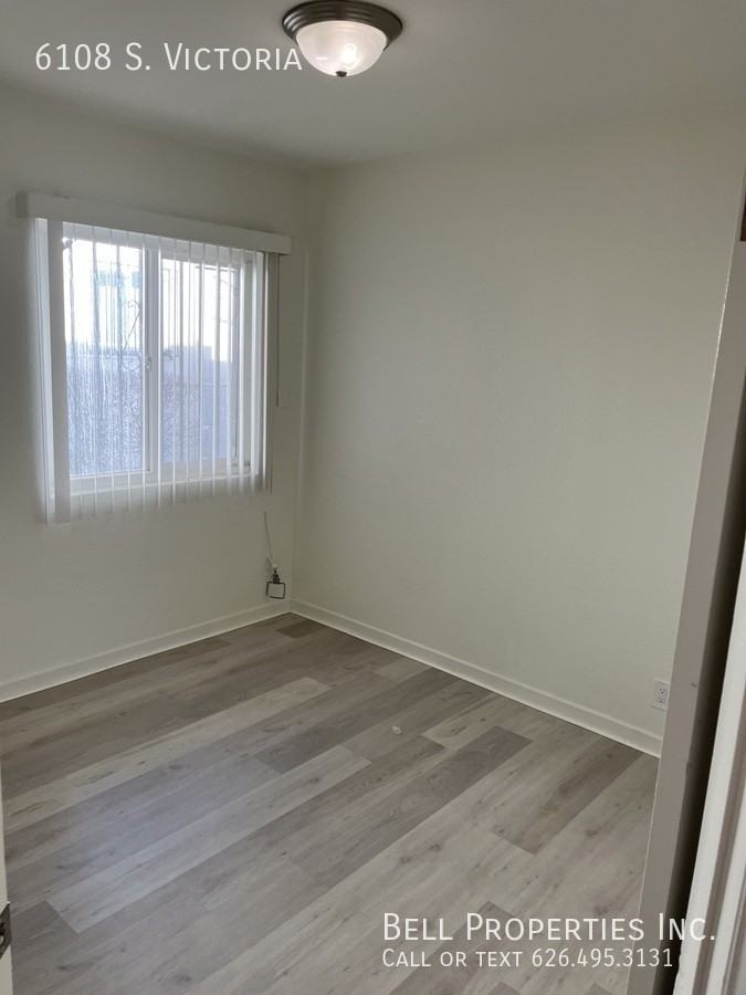 6108 S Victoria Ave #3 - Photo 4 of 4