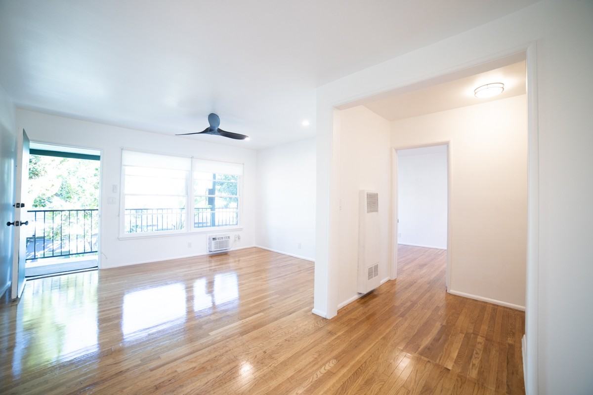 11638 Riverside Dr #5