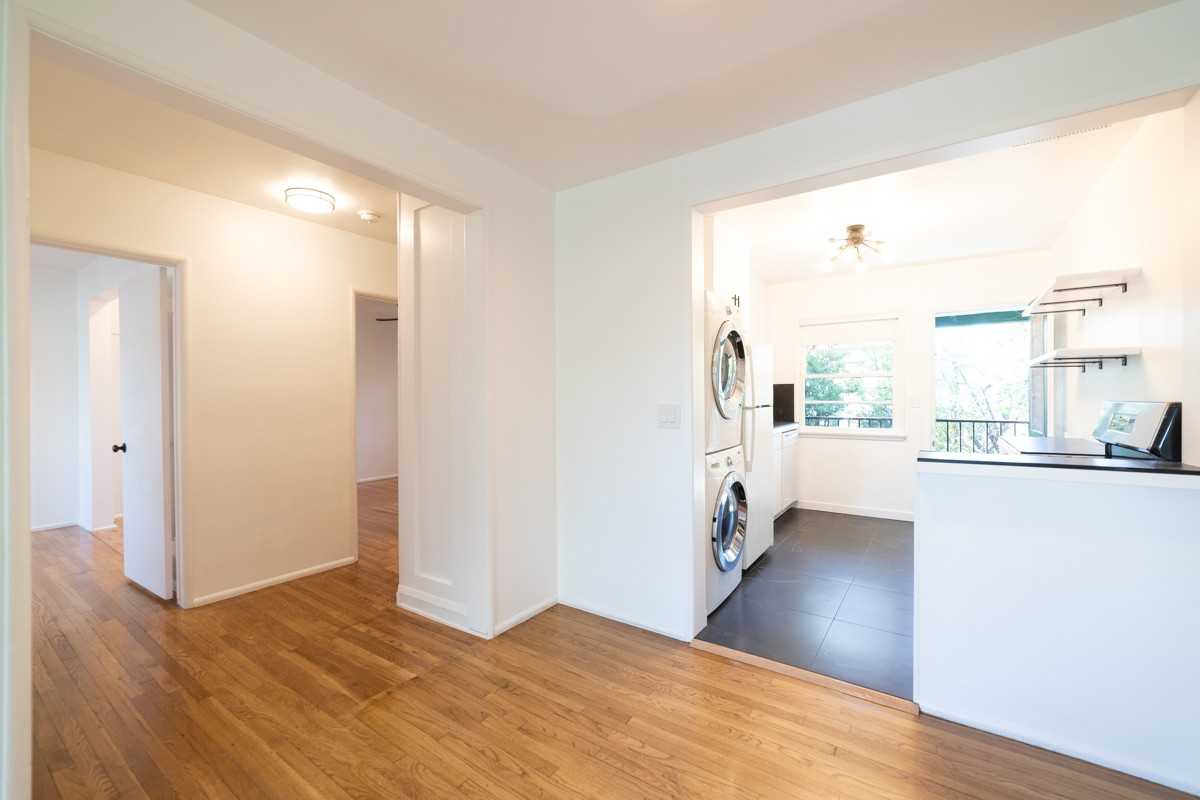 11638 Riverside Dr #5 - Photo 3 of 19