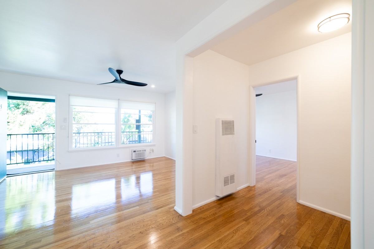 11638 Riverside Dr #5 - Photo 4 of 19