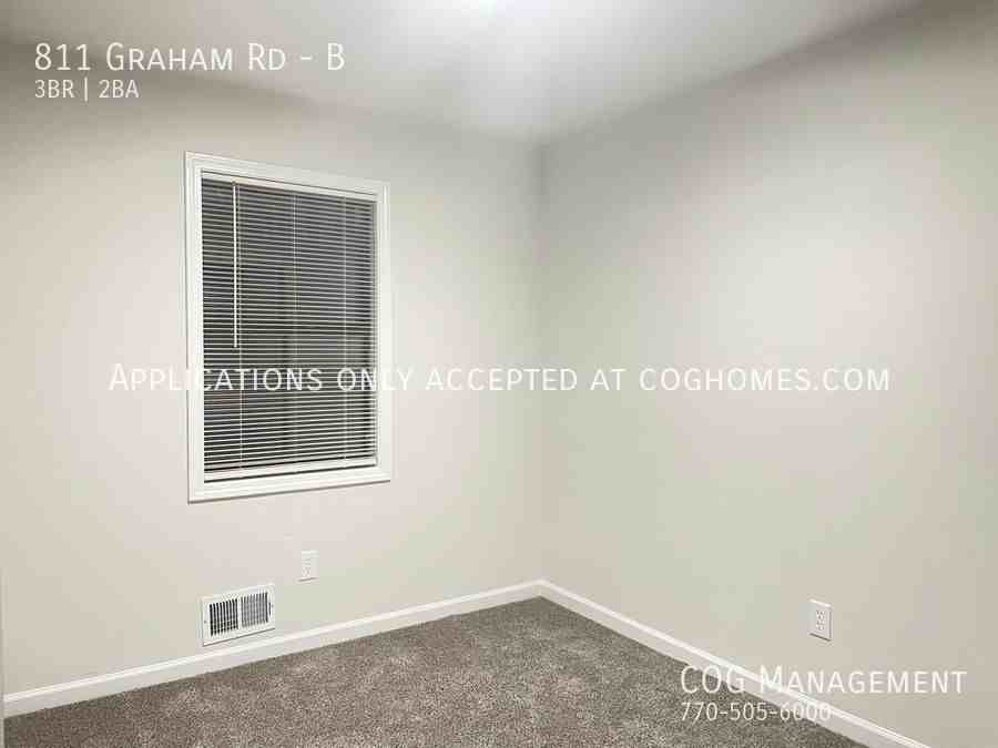 811 Graham Rd #B - Photo 7 of 10