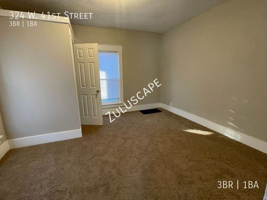 324 W 41st St - Photo 7 of 12