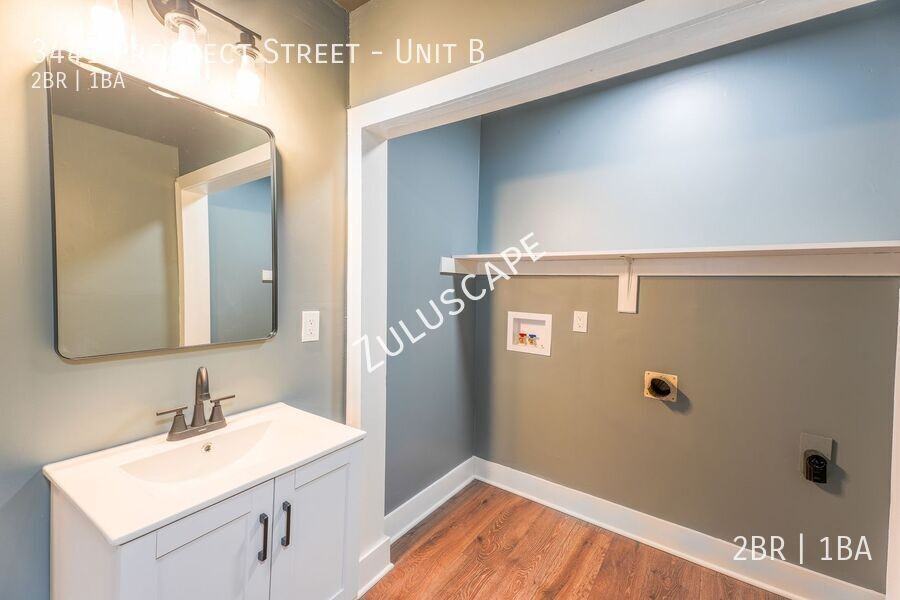 3441 Prospect St #B - Photo 4 of 10