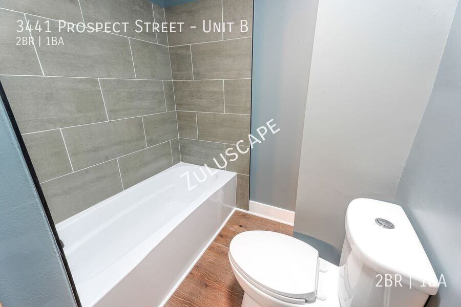3441 Prospect St #B - Photo 5 of 10