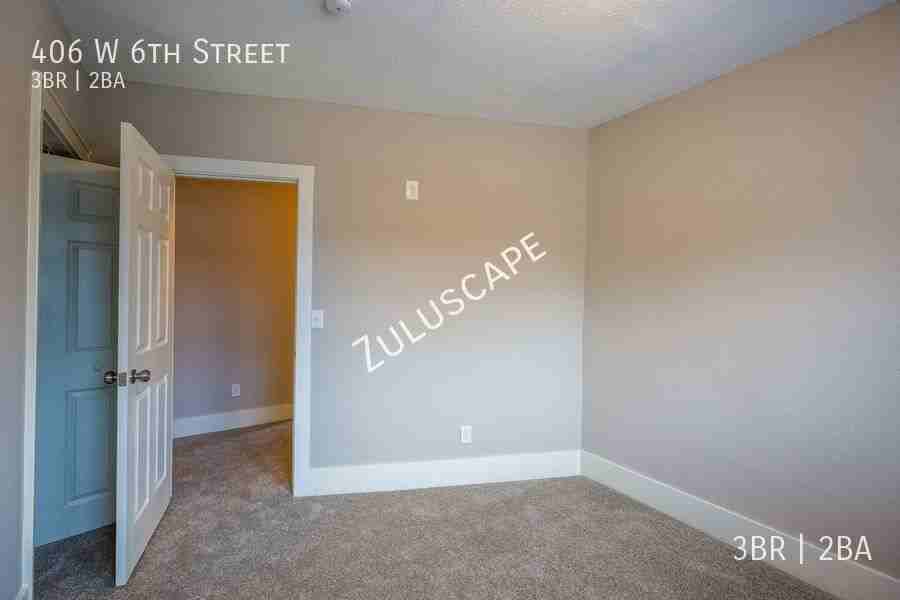 406 W 6th St - Photo 4 of 21