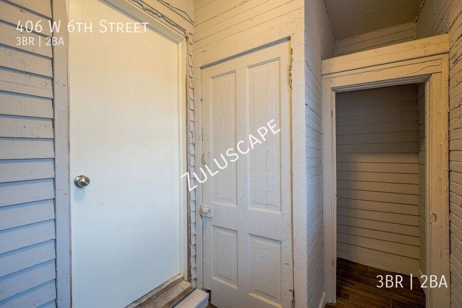 406 W 6th St - Photo 7 of 21