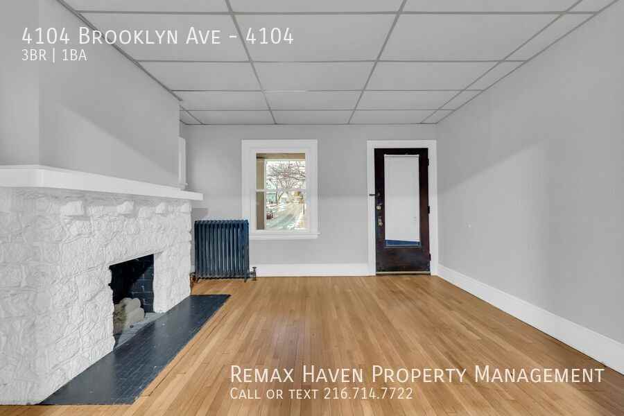 4104 Brooklyn Ave #4104 - Photo 3 of 24