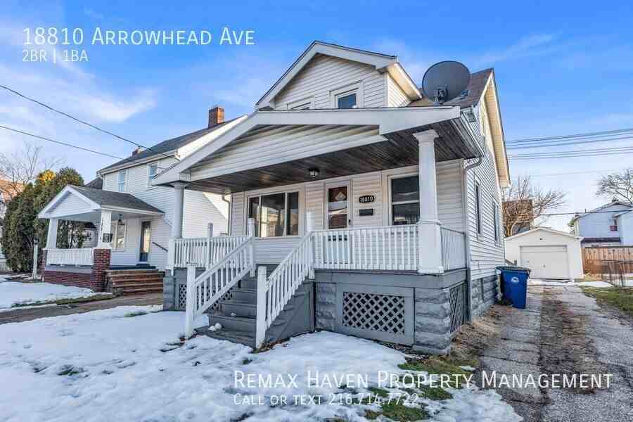 18810 Arrowhead Ave - Photo 2 of 24