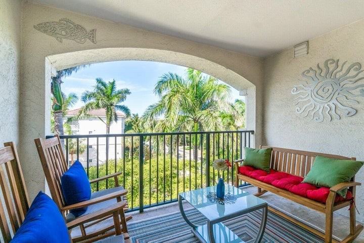 1408 Tuscany Way - Photo 3 of 8