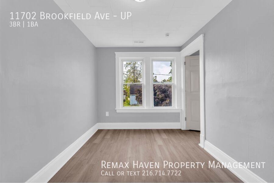 11702 Brookfield Ave #UP - Photo 3 of 20