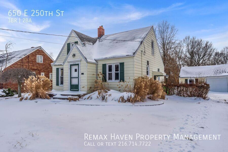 650 E 250th St - Photo 2 of 26