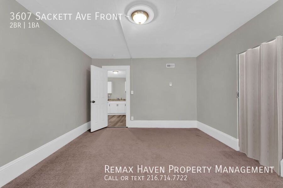 3607 Sackett Ave Frnt #1 - Photo 3 of 15