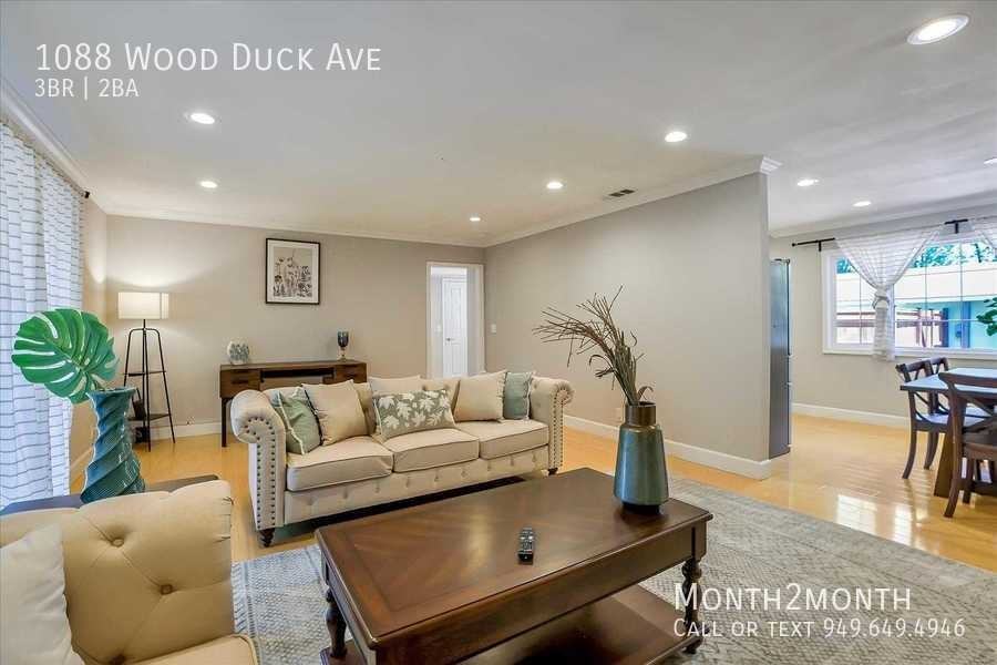 1088 Wood Duck Ave - Photo 2 of 17