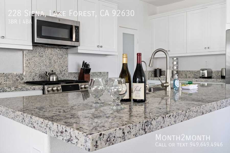 228 Siena - Photo 5 of 27