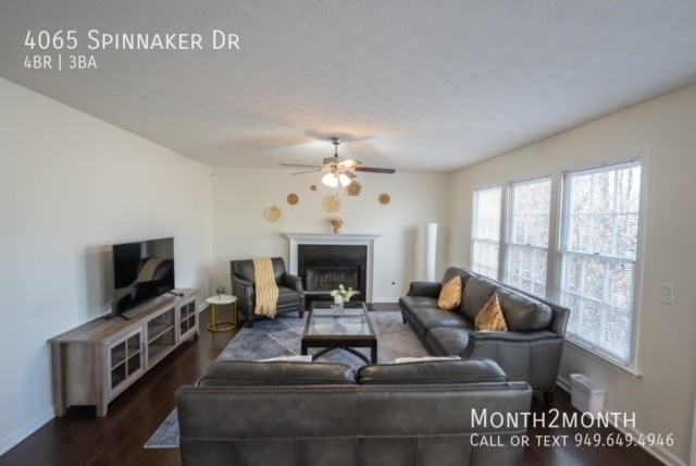 4065 Spinnaker Dr - Photo 2 of 40