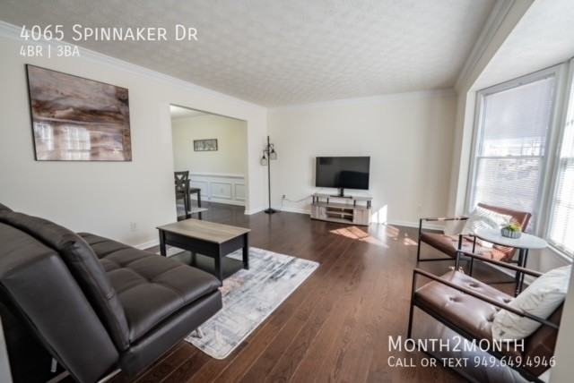 4065 Spinnaker Dr - Photo 4 of 40