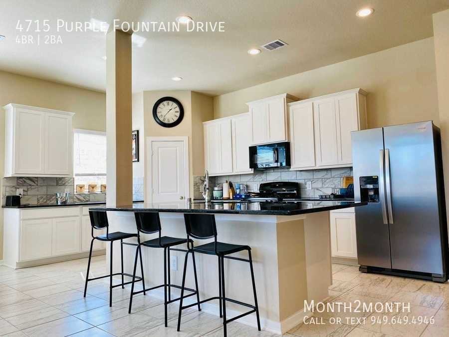 4715 Purple Fountain Dr - Photo 4 of 20