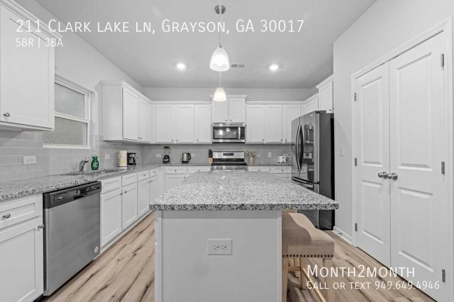 211 Clark Lake Ln - Photo 6 of 42