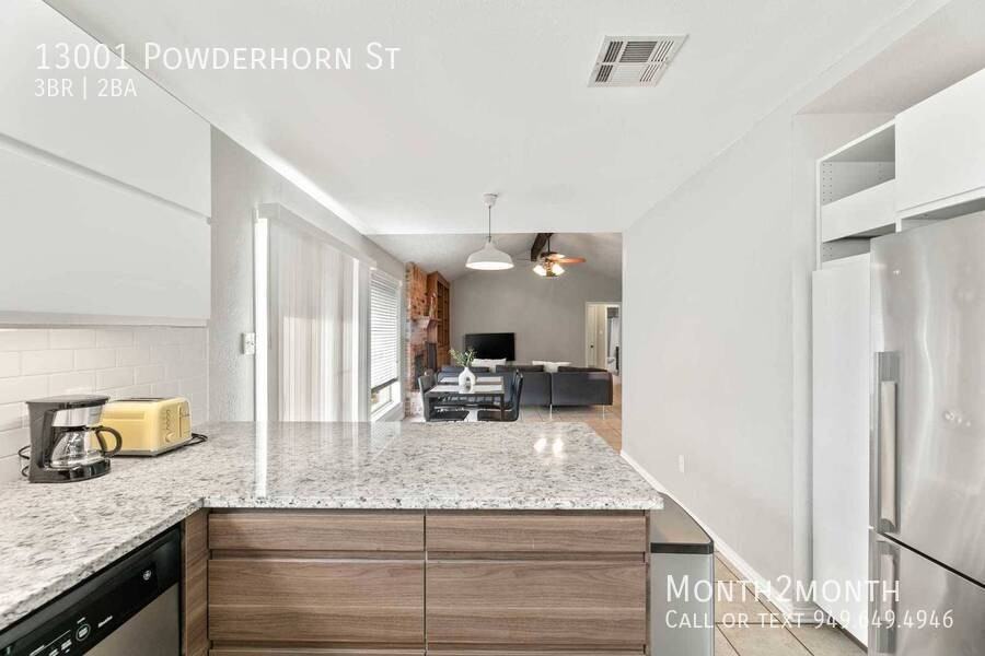 13001 Powderhorn St - Photo 5 of 24