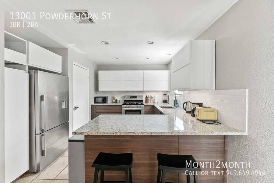 13001 Powderhorn St - Photo 6 of 24