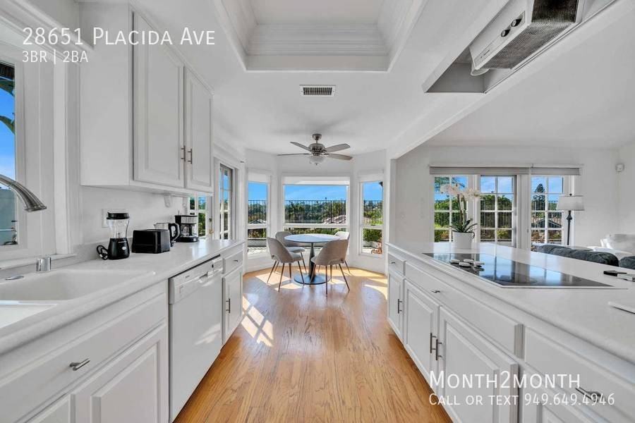 28651 Placida Ave - Photo 6 of 28