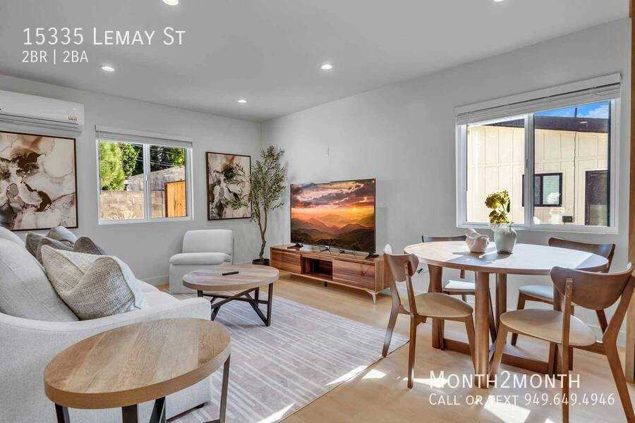 15335 Lemay St - Photo 4 of 21