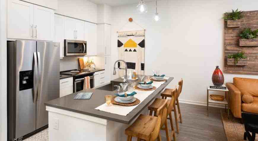 807 C-Bar Ranch Trl - Photo 3 of 10