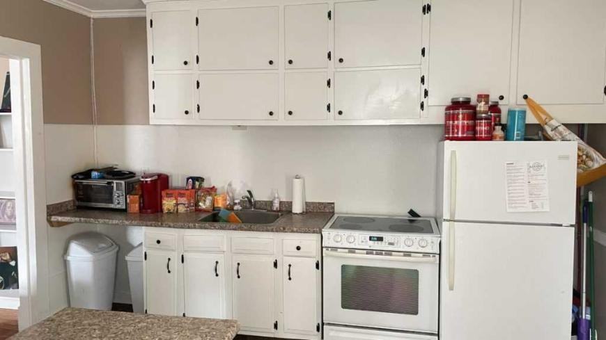 23 Center St - Photo 3 of 9