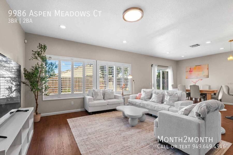 9986 Aspen Meadows Ct