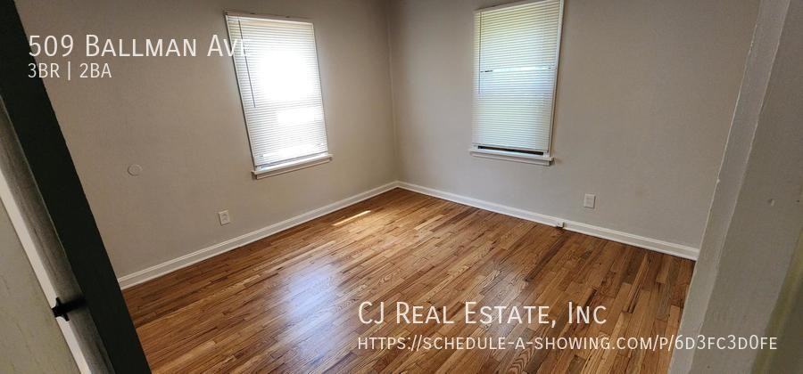 509 Ballman Ave - Photo 5 of 11