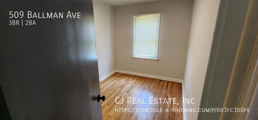 509 Ballman Ave - Photo 6 of 11