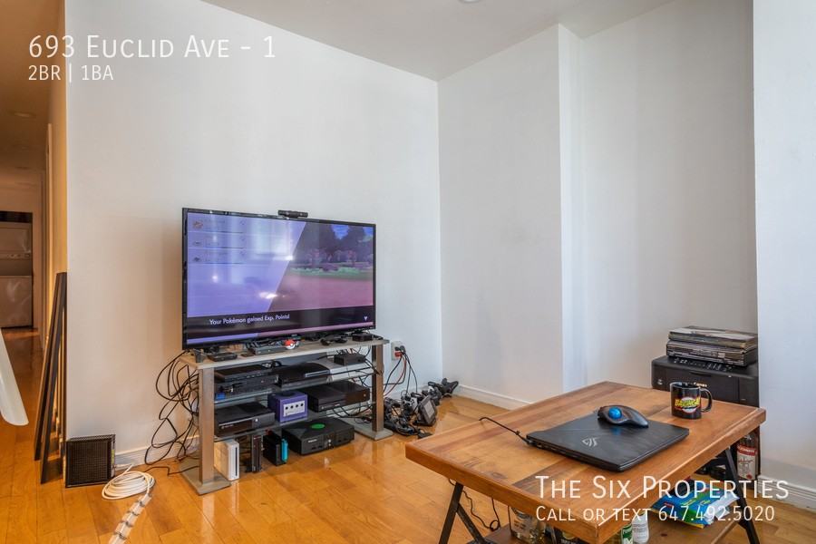 693 Euclid Ave #1 - Photo 6 of 15