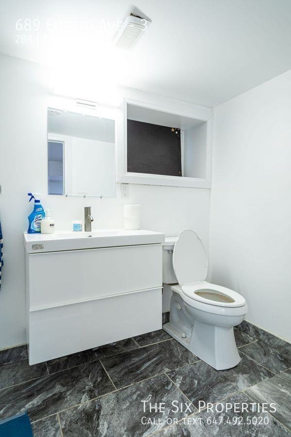 689 Euclid Ave #3 - Photo 5 of 10